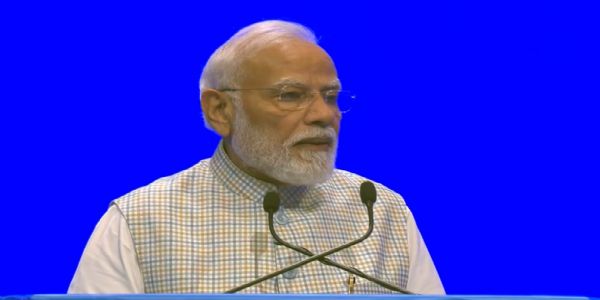 এছিয়ান গেমছত অংশগ্ৰহণ কৰা ভাৰতীয় খেলুৱৈসকলৰ সৈতে বৃহস্পতিবাৰে মোডীৰ মত বিনিময়