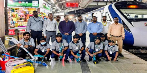 উত্তৰ-পূব সীমান্ত ৰে’লৱেৰ পাঁচখন ৰে’লত প্ৰযুক্তি-চালিত অন-ব’ৰ্ড সেৱাৰ প্ৰৱৰ্তন