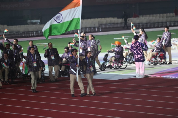 एशियाई पैरा खेलों का भव्य आगाज, प्रमोद भगत और सिमरन शर्मा ने की भारतीय दल की अगुवाई