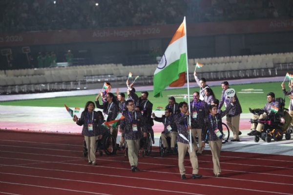 एशियाई पैरा खेलों का भव्य आगाज, प्रमोद भगत और सिमरन शर्मा ने की भारतीय दल की अगुवाई