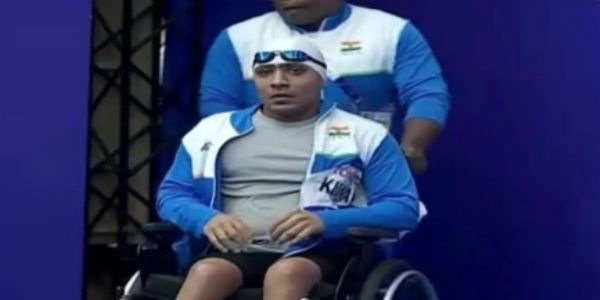 এছিয়ান পেৰা গেমছঃ সাঁতোৰত ৰোহিতৰ ব্ৰঞ্জৰ পদক, এথলেটিকছত আকিৰা ৰূপ, ডিস্কাছ থ্ৰ’ এফ-৩৭ ইভেণ্টত হানিৰ ব্ৰঞ্জৰ পদক অৰ্জন