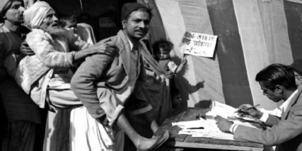 ইতিহাসৰ পৃষ্ঠাত ২৬ অক্টোবৰঃ প্ৰথম লোকসভা নিৰ্বাচনৰ পৰা আৰম্ভ হৈছিল ভাৰতীয় গণতন্ত্ৰৰ ঐতিহাসিক যাত্ৰা
