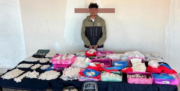 नेपाल में चांदी के साथ गिरफ्तार भारतीय युवक