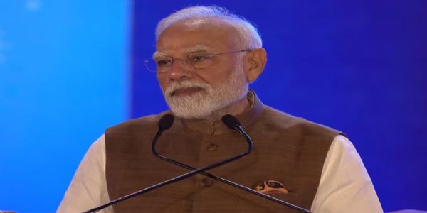 ভাৰত এতিয়া নতুন প্ৰযুক্তি সৃষ্টি আৰু বিশ্বৰ সমস্যাৰ সমাধানৰ লক্ষ্যৰে আগবাঢ়িছে: মোডী