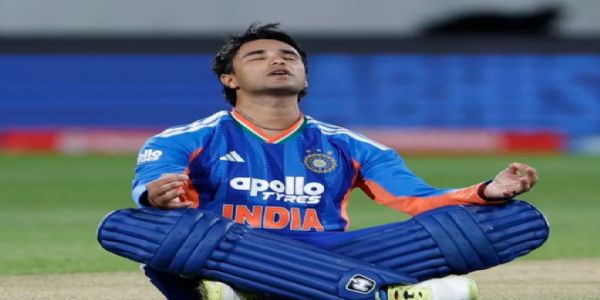 বিৰাট কোহলীক অতিক্ৰম কৰি টি-২০ ক্ৰিকেটত সৰ্বাধিক শতক অৰ্জন কৰা ভাৰতীয় বেটছমেন হিচাপে পৰিগণিত অভিষেক শৰ্মা