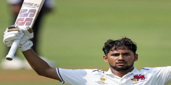 একেখন মেচতে শতক তথা ৫টা উইকেট দখল কৰি ইতিহাসৰ সৃষ্টি কৰিলে মুছিৰ খান