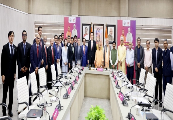 मुख्यमंत्री योगी ने सिंगापुर से आए डेलीगेशन के साथ की मीटिंग मुख्यमंत्री योगी ने सिंगापुर से आए डेलीगेशन के साथ की मीटिंग