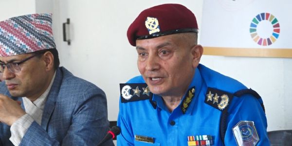 নেপালৰ আৰক্ষী মহাপৰিদৰ্শক কাৰ্কীৰ পদচ্যুত কৰাৰ জল্পনা-কল্পনাৰ মাজতে জৰুৰী বৈঠকৰ আহ্বান