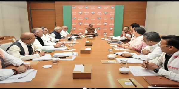 বিজেপিৰ বৈঠকত আগন্তুক কাৰ্য্য পৰিকল্পনাৰ আলোচনা