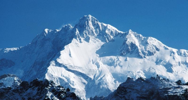 नेपाल की ऊंची चोटी