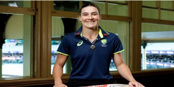 এনাবেল ছাথাৰলেণ্ডৰ একেৰাহে দ্বিতীয়বাৰলৈ বেলিণ্ডা ক্লাৰ্ক বঁটা লাভ