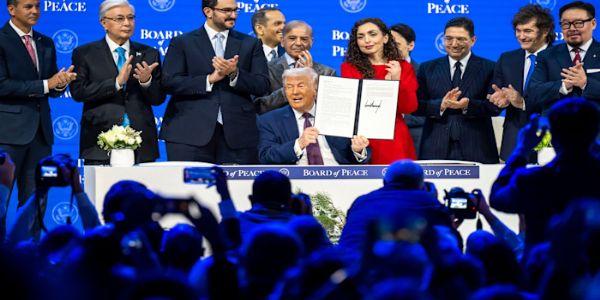 ট্ৰাম্পৰ অধ্যক্ষতাত শান্তি সমিতিৰ বৈঠকত আজি ২০খন সদস্য দেশৰ বৈঠকত গাজাৰ পুনসংস্থাপৰ বিষয়ে চৰ্চা