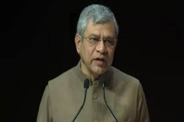 इलेक्ट्रोनिक्स एवं आईटी मंत्री अश्विनी वैष्णव इलेक्ट्रोनिक्स एवं आईटी मंत्री अश्विनी वैष्णव