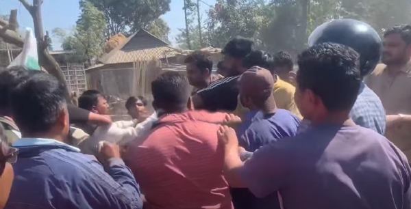 सुनसरी में दो दलों के बीच झड़प