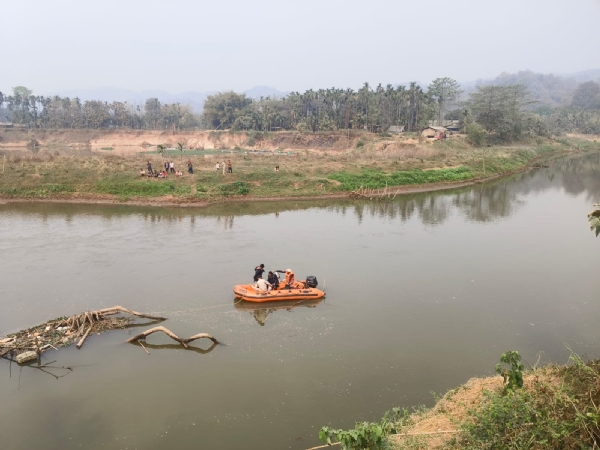 সোণাপুৰৰ মৌপুৰত ডিগাৰু নদীত পৰি সন্ধানহীন এজন যুৱক।