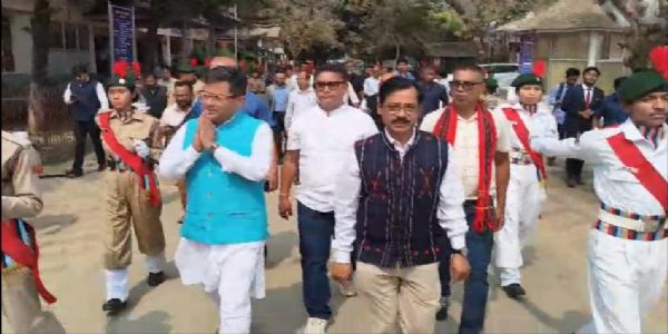 ( আপডেট) বকোৰ জে এন মহাবিদ্যালয়ৰ জিৰণি ঘৰ বিশ্ৰান্তীৰ শুভ উদ্বোধন সাংসদ পৱিত্ৰ মাৰ্ঘেৰিটাৰ