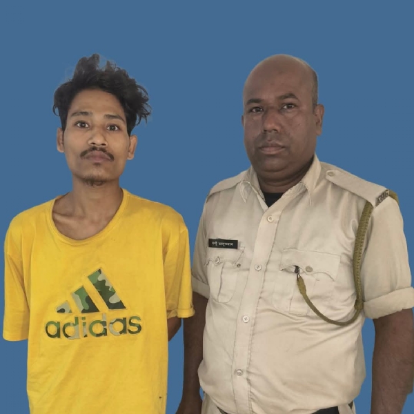 मोबाइल चोरी गिरफ्तार