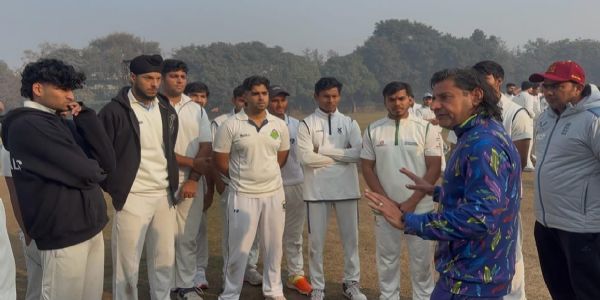 ডিডিচিএৰ মুকলি বলিং ট্ৰায়েলৰ বাবে ৩৫০০ৰো অধিক খেলুৱৈৰ পঞ্জীয়ন, নিৰ্বাচন প্ৰক্ৰিয়া তদাৰকৰ দায়িত্বত বিজয় দহিয়া