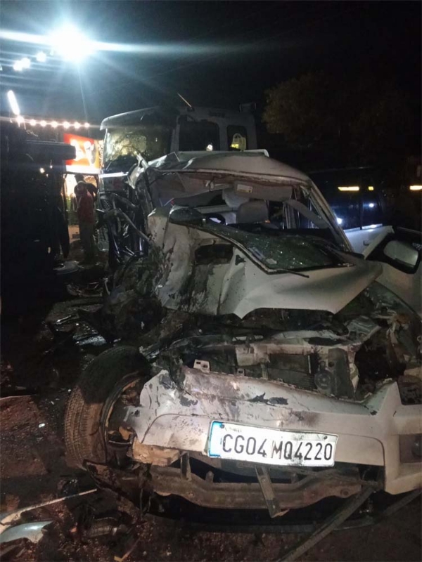 ट्रेलर स्कॉर्पियो की टक्कर ट्रेलर स्कॉर्पियो की टक्कर