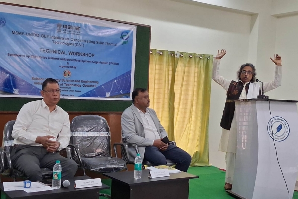 গোলকীয় উঞ্চতা বৃদ্ধিয়ে পৃথিবীক ধ্বংসৰ মুখলৈ নিছেঃসৌৰ থাৰ্মেল প্ৰযুক্তি এক বিকল্পঃতেজপুৰত কৰ্মশালা গোলকীয় উঞ্চতা বৃদ্ধিয়ে পৃথিবীক ধ্বংসৰ মুখলৈ নিছেঃসৌৰ থাৰ্মেল প্ৰযুক্তি এক বিকল্পঃতেজপুৰত কৰ্মশালা