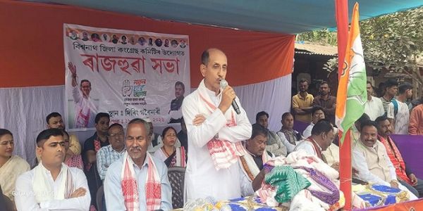 বিশ্বনাথ, লখিমপুৰ জিলাৰ ভিন্ন প্ৰান্তৰ চাহ জনগোষ্ঠী অধ্যুষিত অঞ্চল পৰিদৰ্শন নিৰ্বাচনী পৰ্যবেক্ষক বন্ধু তিৰ্কীৰ