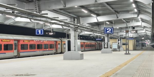 নিউ জলপাইগুড়ী ষ্টেচনত দুটা নতুন প্লেটফৰ্মৰ সংযোজন