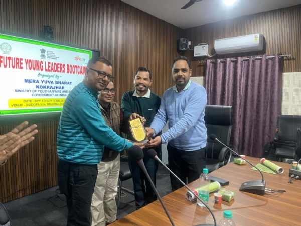 দোতমা ইউ এন মহাবিদ্যালয়ত যুৱ নেতৃত্ব আৰু নাগৰিক সংযোগ শক্তিশালীকৰণৰ প্ৰশিক্ষণ