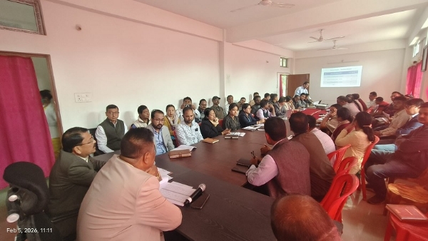 তমুলপুৰত জিলা উন্নয়ন সমিতিৰ পৰ্যালোচনা বৈঠকৰ দৃশ্য