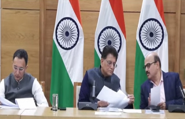 भारत-अमेरिका व्‍यापार समझौते पर प्रेस कांफ्रेंस को संबोधित करते पीयूष गोयल का