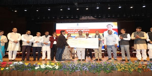 মুখ্যমন্ত্ৰীৰ আত্মনিৰ্ভৰ অসম অভিযান ২.০ ৰ প্রথম কিস্তিৰ ধনৰাশি বিতৰণ প্রক্ৰিয়া আনুষ্ঠানিকভাৱে শুভাৰম্ভ