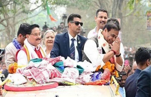 ৰাজ্য়িক বিজেপিৰ জন আশীৰ্বাদ যাত্রাত মুখ্য়মন্ত্ৰী হিমন্ত বিশ্ব শৰ্মা আৰু ৰাজ্য়িক সভাপতি দিলীপ শইকীয়া