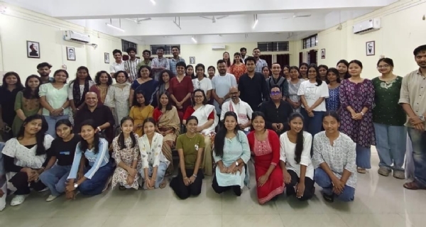 তেজপুৰ বিশ্ববিদ্যালয়ৰ অসমীয়া বিভাগৰ উদ্যোগত থিয়েটাৰ কৰ্মশালা সম্পন্ন তেজপুৰ বিশ্ববিদ্যালয়ৰ অসমীয়া বিভাগৰ উদ্যোগত থিয়েটাৰ কৰ্মশালা সম্পন্ন