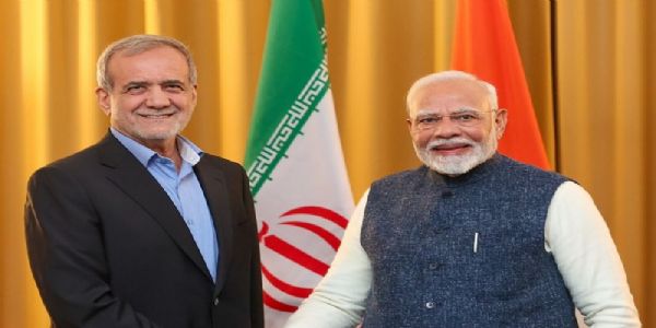 পশ্চিম এছিয়াত বৃদ্ধি পোৱা উত্তেজনাপূৰ্ণ পৰিস্থিতি সম্পৰ্কত ইৰাণৰ ৰাষ্ট্ৰপতিৰে ফোনযোগে বাৰ্তালাপ পিএম মোদীৰ