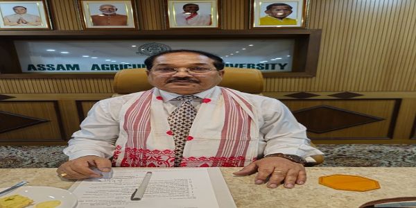 অসম কৃষি বিশ্ববিদ্যালয়ৰ নতুন উপাচাৰ্য হিচাপে প্ৰফেচৰ ড° দীপজ্যোতি ৰাজখোৱাৰ দায়িত্ব গ্ৰহণ