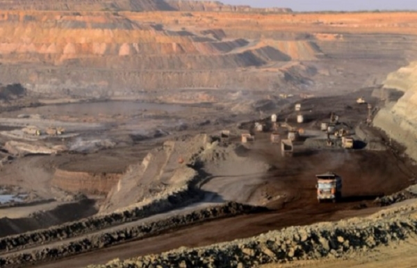 रेयर अर्थ के लोगो का प्रतीकात्मक चित्र रेयर अर्थ के लोगो का प्रतीकात्मक चित्र