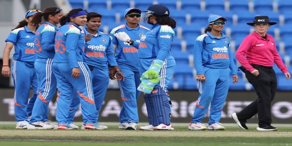 ভাৰতীয় মহিলা দলটোৱে ডিচেম্বৰ মাহত দক্ষিণ আফ্ৰিকাৰ বিৰুদ্ধে তিনিখন এদিনীয়া আৰু এখন টেষ্ট মেচ খেলিব