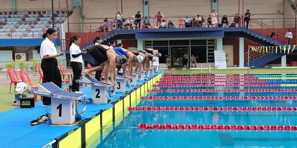 খে’ল ইণ্ডিয়া অস্মিতা সাঁতোৰ লীগ: প্ৰথম দিনা ২০০ মহিলা সাঁতোৰবিদৰ অংশগ্ৰহণ, ২০টা ইভেণ্ট সফলভাৱে সম্পন্ন