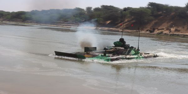 ভাৰতীয় সেনাৰ খড়গা কৰ্পছৰ সামৰিক কৌশল প্ৰদৰ্শন