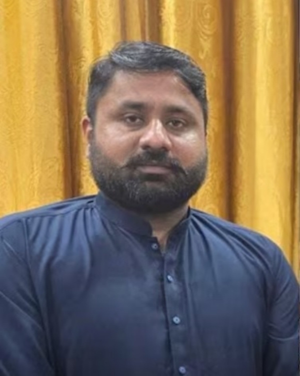 लश्कर-ए-तैयबा कमांडर बिलाल आरिफ सराफी (फाइल फाेटाे) लश्कर-ए-तैयबा कमांडर बिलाल आरिफ सराफी (फाइल फाेटाे)