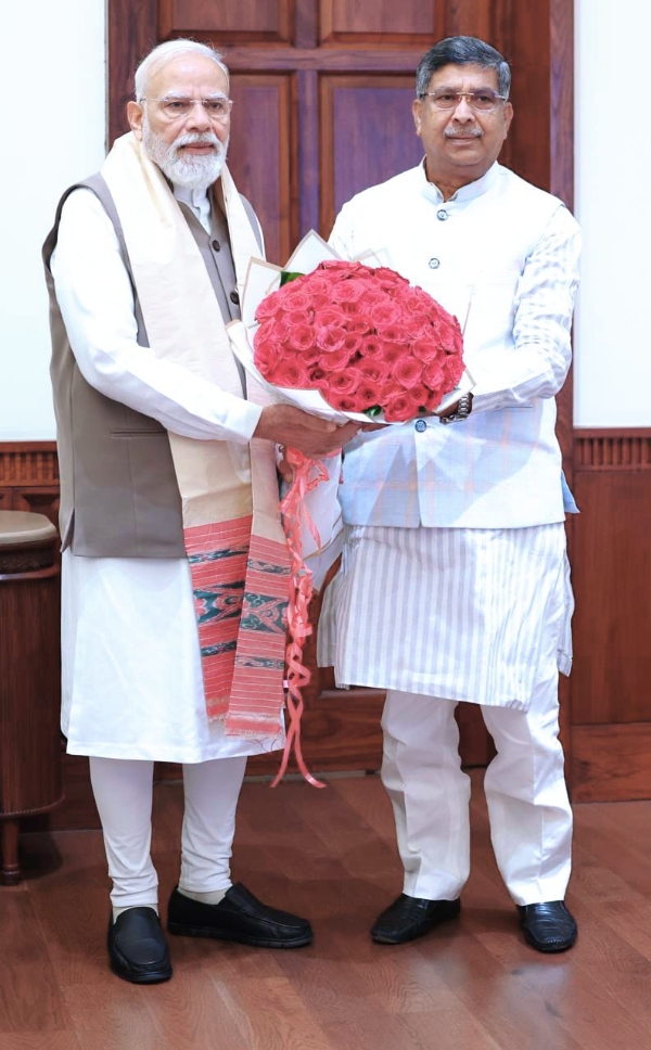 प्रधानमंत्री और भाजपा प्रदेश अध्यक्ष