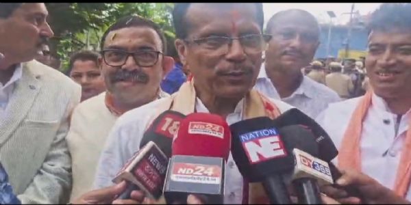 যোৰহাটত এনডিএ সমৰ্থিত অগপ প্ৰাৰ্থী বিকাশ শইকীয়াৰ মনোনয়ন দাখিল