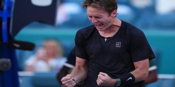 মিয়ামি অ’পেন ২০২৬ত বৃহৎ ওলট পালট, বিশ্বৰ ১ নং আলকাৰাজ তৃতীয় ৰাউণ্ডৰ পৰা বাহিৰ