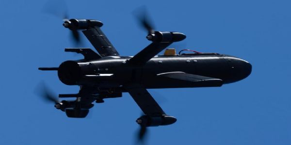 ইউক্ৰেইনৰ ড্ৰ’ন আক্ৰমণৰ ফলত ছেইণ্ট পিটাৰ্ছবাৰ্গ বিমানবন্দৰত ১০০খনতকৈও অধিক বিমান বাতিল