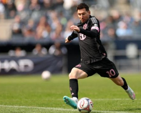 लियोनेल मेसी