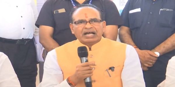 বিশ্বত যুদ্ধৰ পৰিৱেশ, কিন্তু সমন্বয় আৰু শান্তি এই সময়ৰ আটাইতকৈ জৰুৰী প্ৰয়োজন: শিৱৰাজ সিং