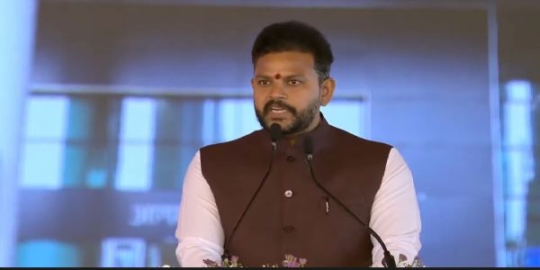 নয়ডা বিমানবন্দৰ কেৱল আধুনিক বিমানবন্দৰ নহয়, ভাৰতীয় সংস্কৃতিৰ প্ৰতীক: নাইডু