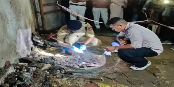 (আপডেট) যোৰহাটত প্ৰচণ্ড বিস্ফোৰণত শিশুসহ দুজনৰ মৃত্যু