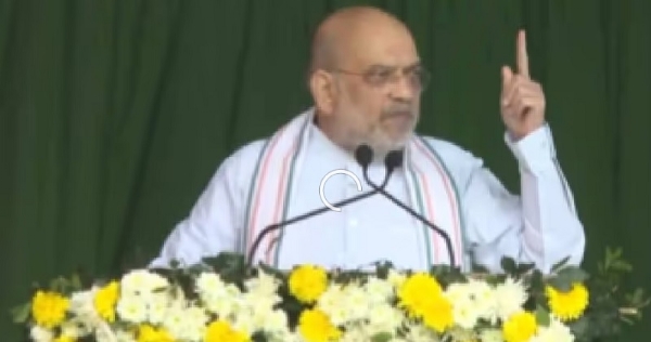 शोणितपुर में जनसभा को संबोधित करते केंद्रीय गृह मंत्री अमित शाह