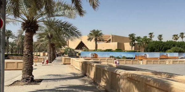 কুৱেইট আৰু জৰ্ডানৰ দূতাবাসক লক্ষ্য কৰি ৰিয়াদত থকা আমেৰিকাৰ দূতাবাসত ইৰানৰ বৃহৎ ড্ৰ’ন আক্ৰমণ