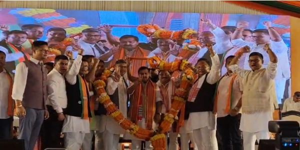 (আপডেট) জাগীৰোডৰ দেওশালত বিজেপিৰ বিশাল নিৰ্বাচনী সভা, অংশগ্ৰহণ কৰিলে বিজেপিৰ ৰাষ্ট্ৰীয় সভাপতি নীতিন নবীনে